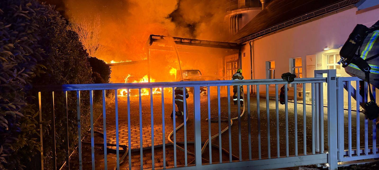 Großbrand-Alarm in Werl: Feuerwehr verhindert Schlimmeres