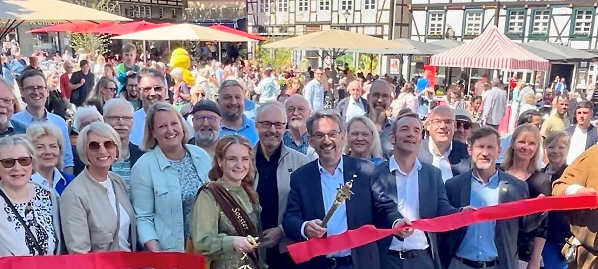 Der Soester Marktplatz ist endlich eröffnet
