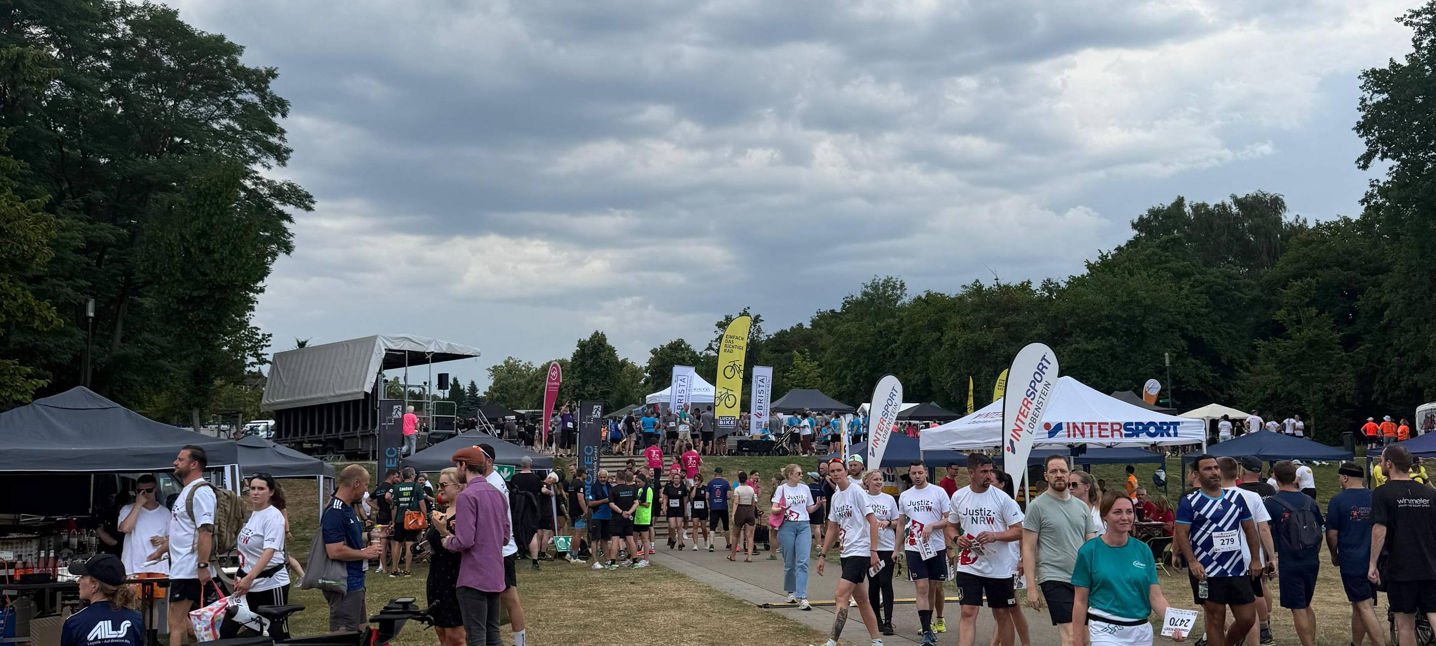 Firmenlauf 2025: 4500 Teilnehmer trotzen der Hitze