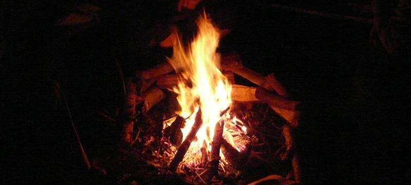 Steinzeitfeuer
