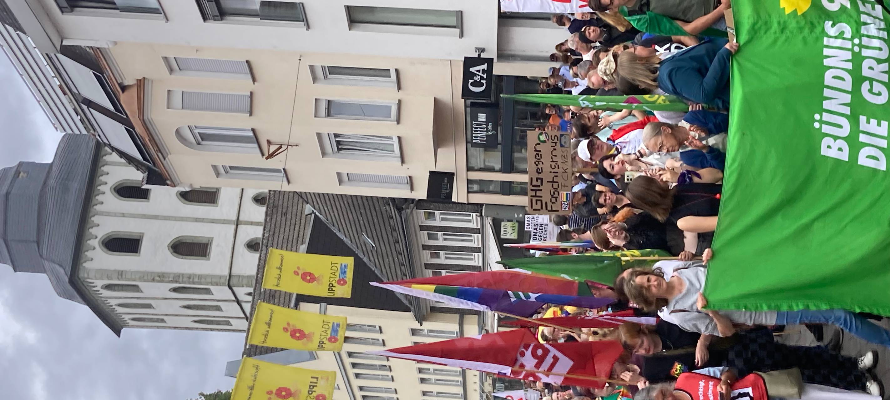 AfD-Kundgebung und Gegenprotest in Lippstadt