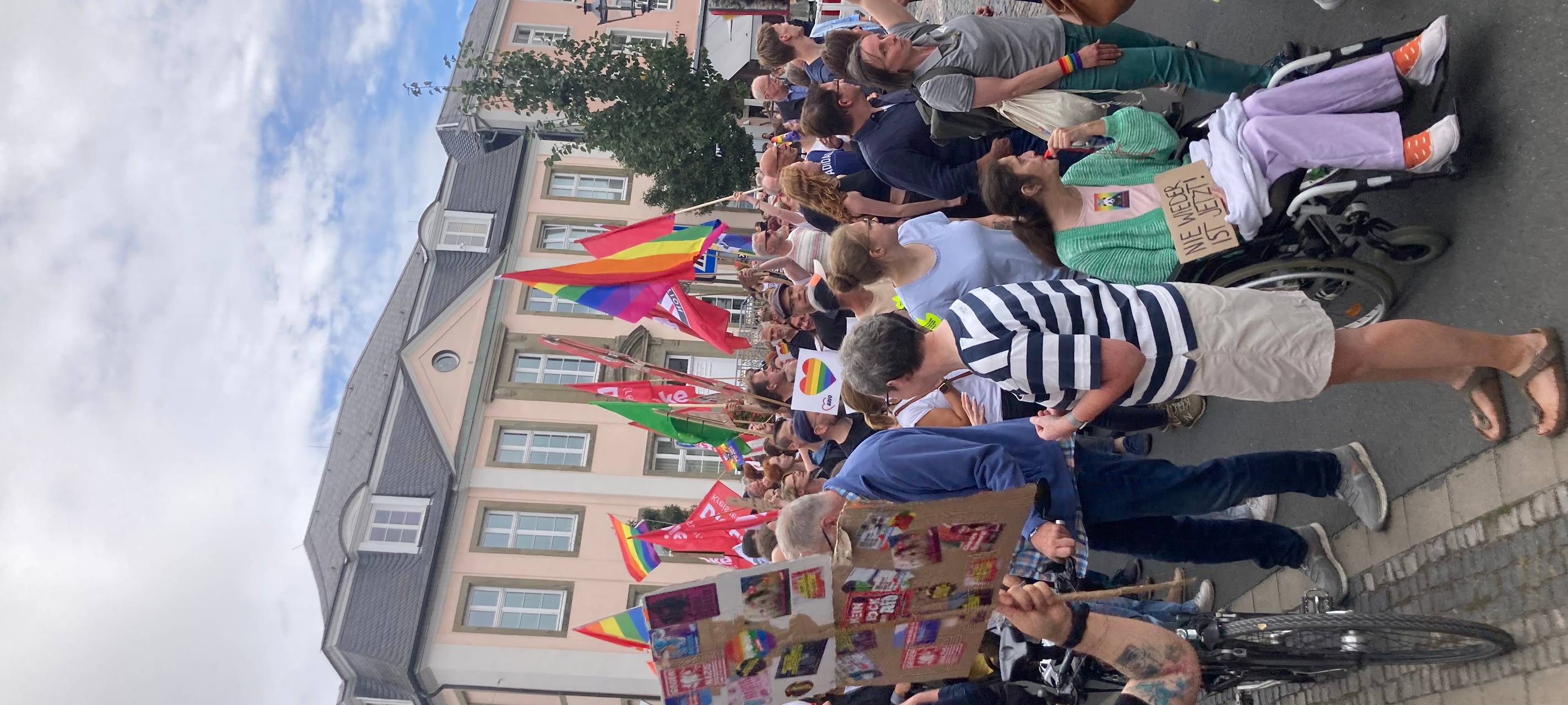 AfD-Kundgebung und Gegenprotest in Lippstadt