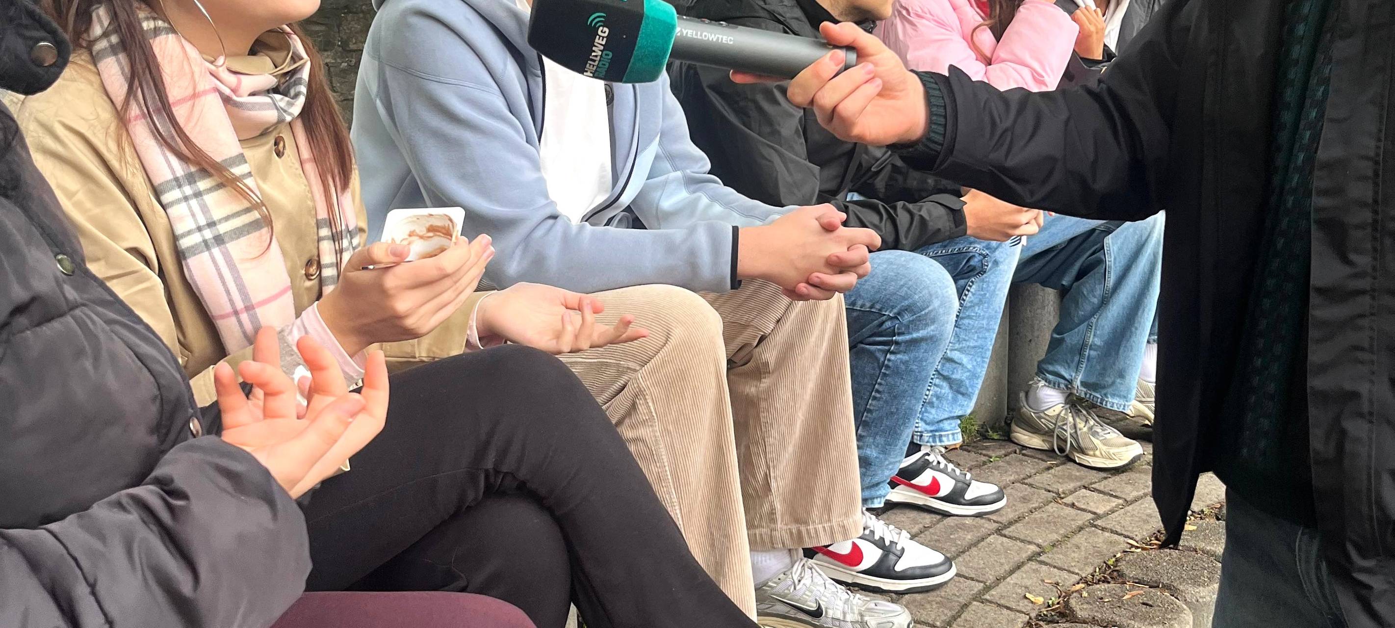 "Voll geil hier": Pudding-mit-Gabel-Treffen in Soest