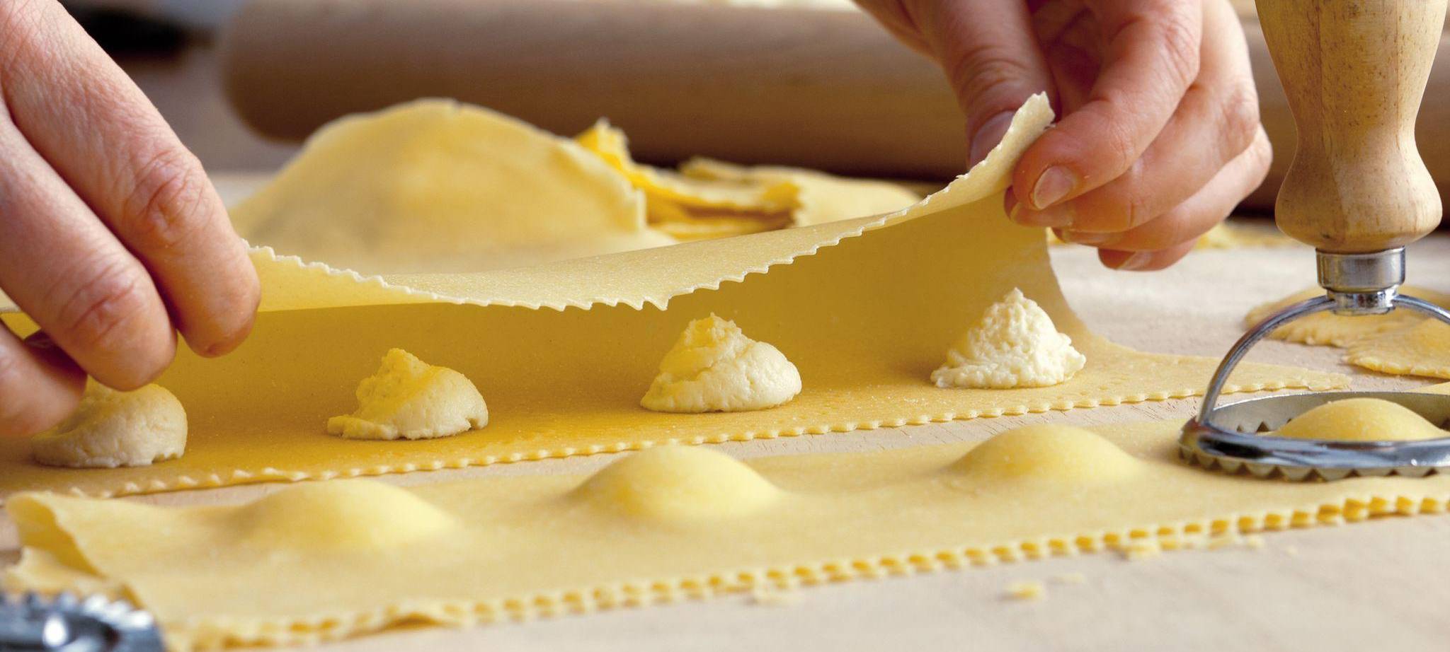 Herstellung von Teigtaschen