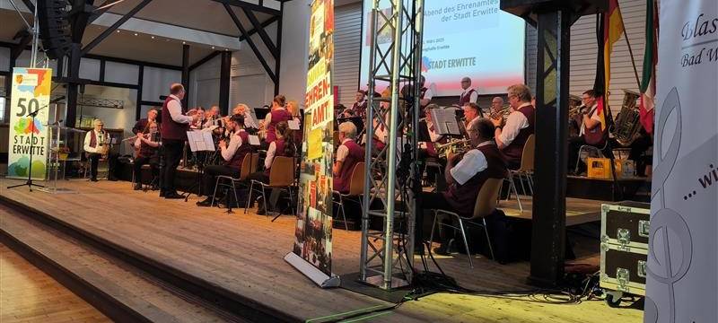 Bad Westernkotten: Blasorchester feiert 40-jähriges Bestehen