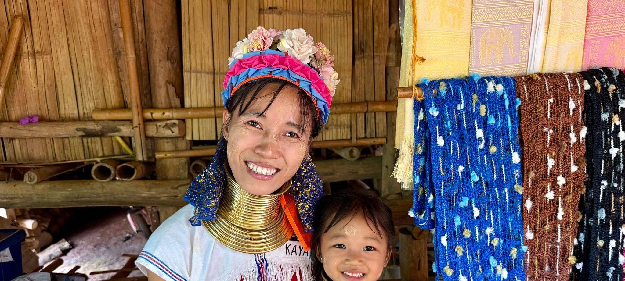 Langhalsfrauen - «Long Neck Karen» - im Norden Thailands