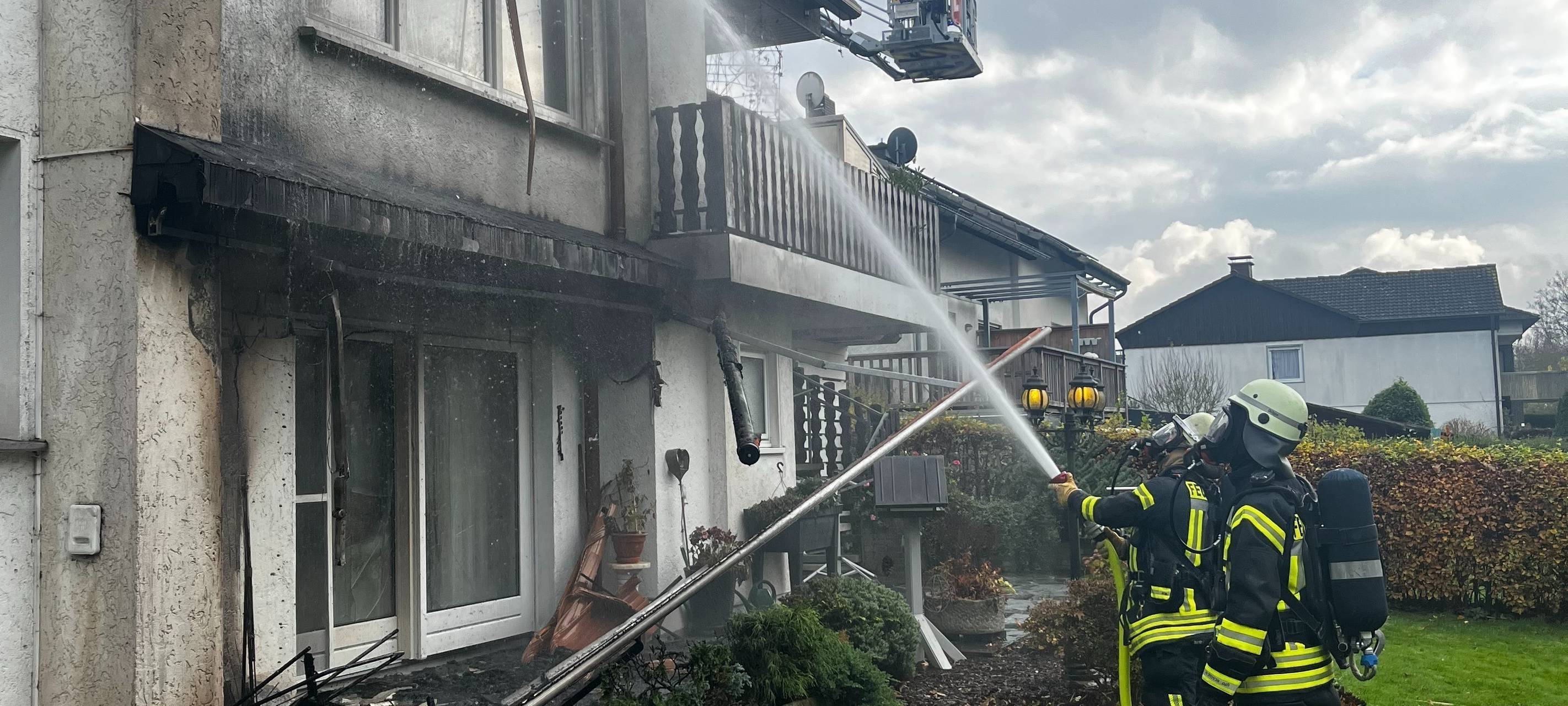 Markise sorgt für Großeinsatz in Ense-Bremen