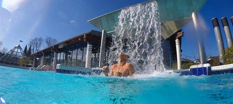 Warsteiner Allwetterbad: Außenbecken bis 2026 zu