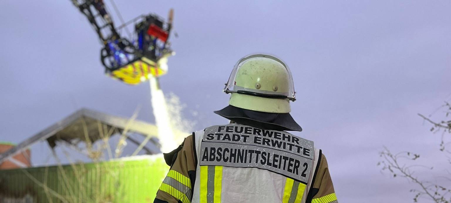 Rauch und Ruß nach Brand in Erwitte