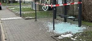 Mehrere Buswartehallen in Soest beschädigt