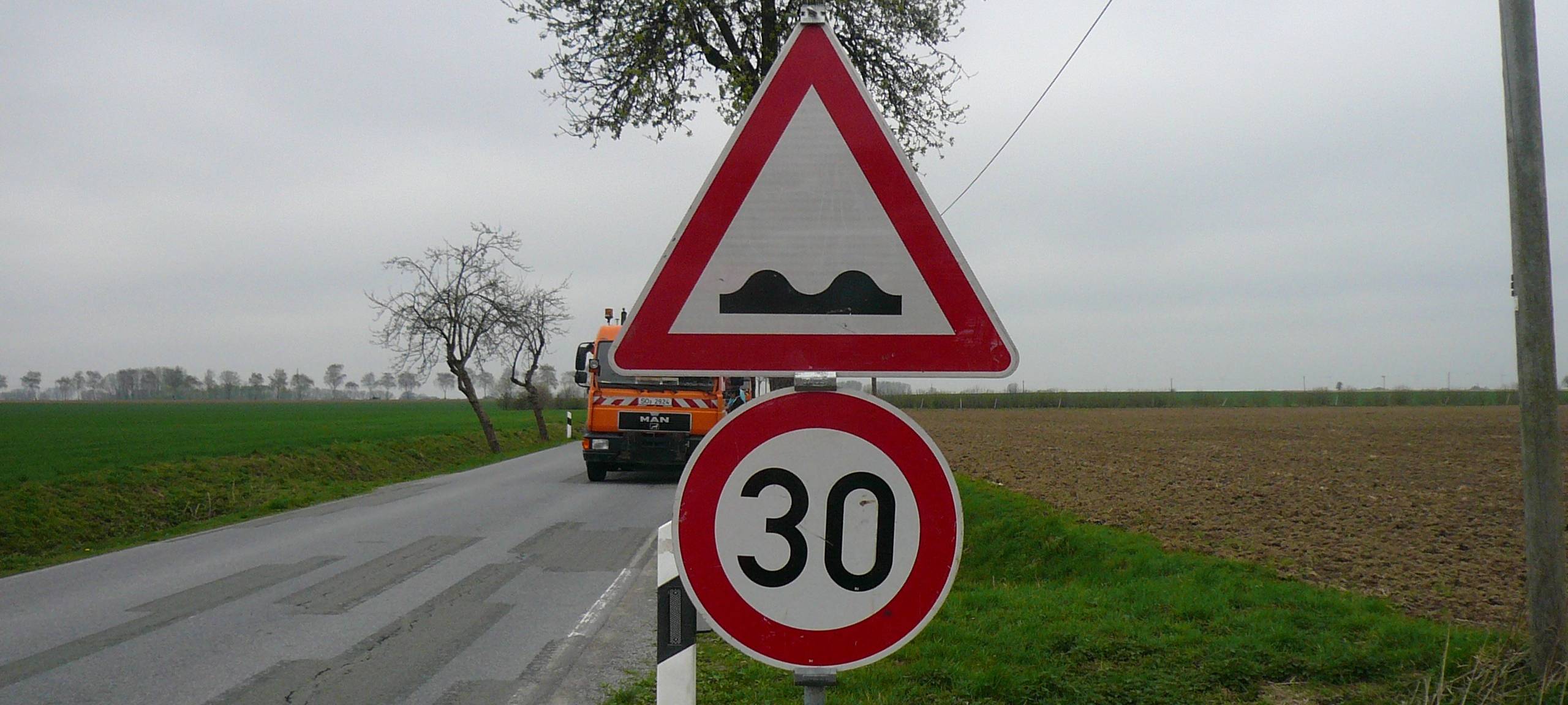 „Schlechteste Landstraße“ im Kreis Soest wird saniert?