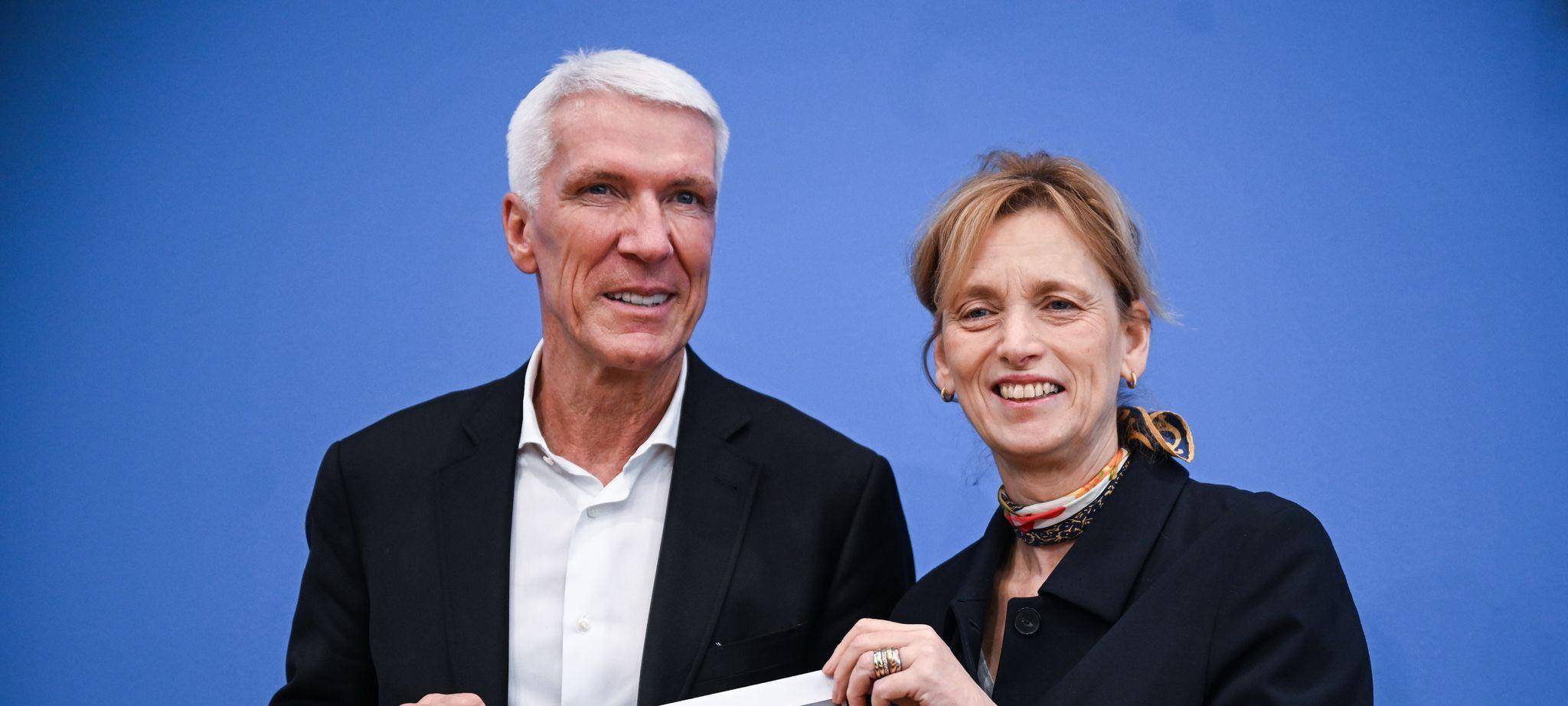 Pressekonferenz Seniorinnen und Senioren in der digitalen Welt