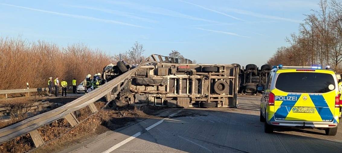 Nach Unfall auf A44: BMW-Fahrer im Fokus der Ermittlungen