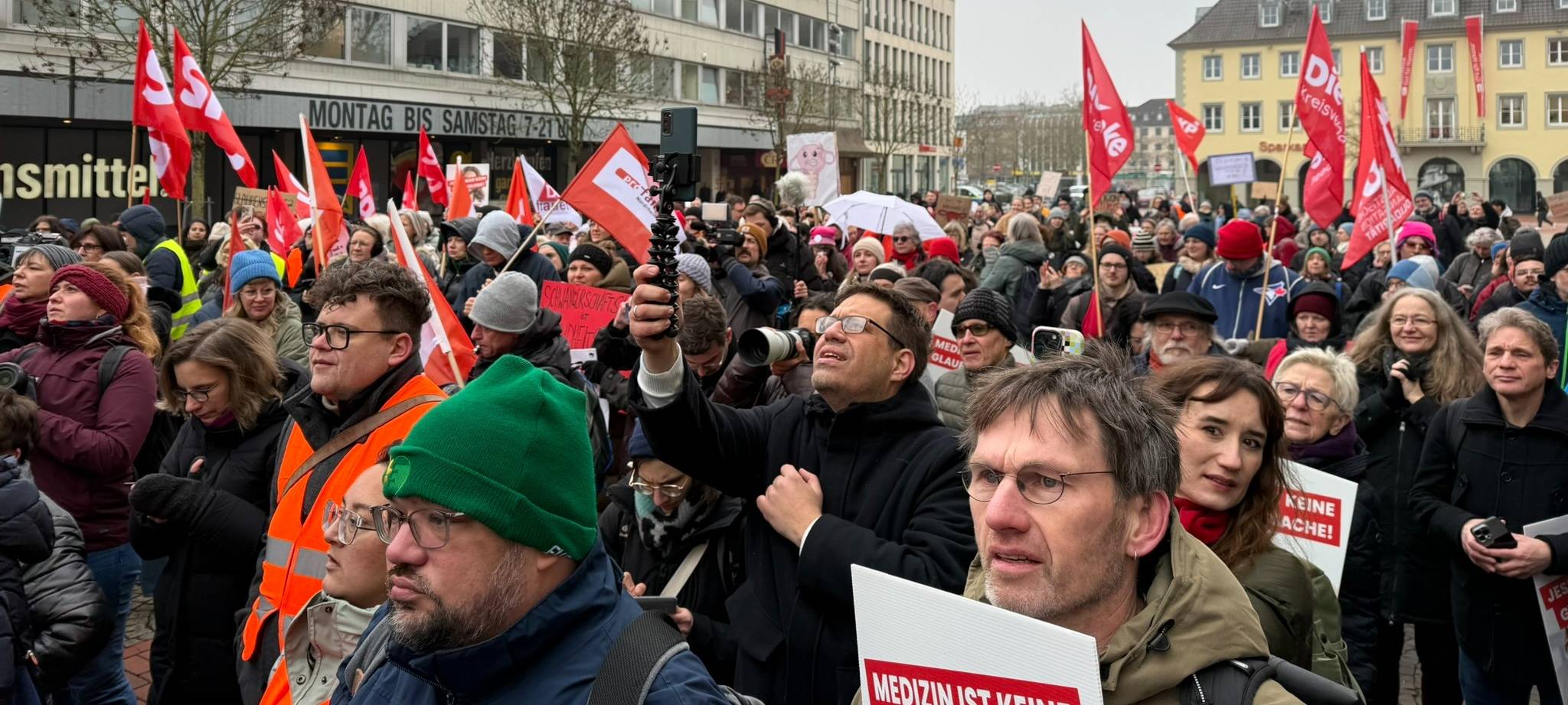 Demo vor Berufung gegen Abtreibungsverbot