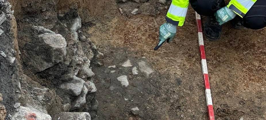 Mittelalterliche Pflastersteine am Potsdamer Platz entdeckt