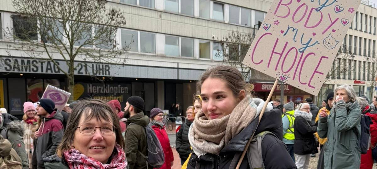Demo vor Berufung gegen Abtreibungsverbot