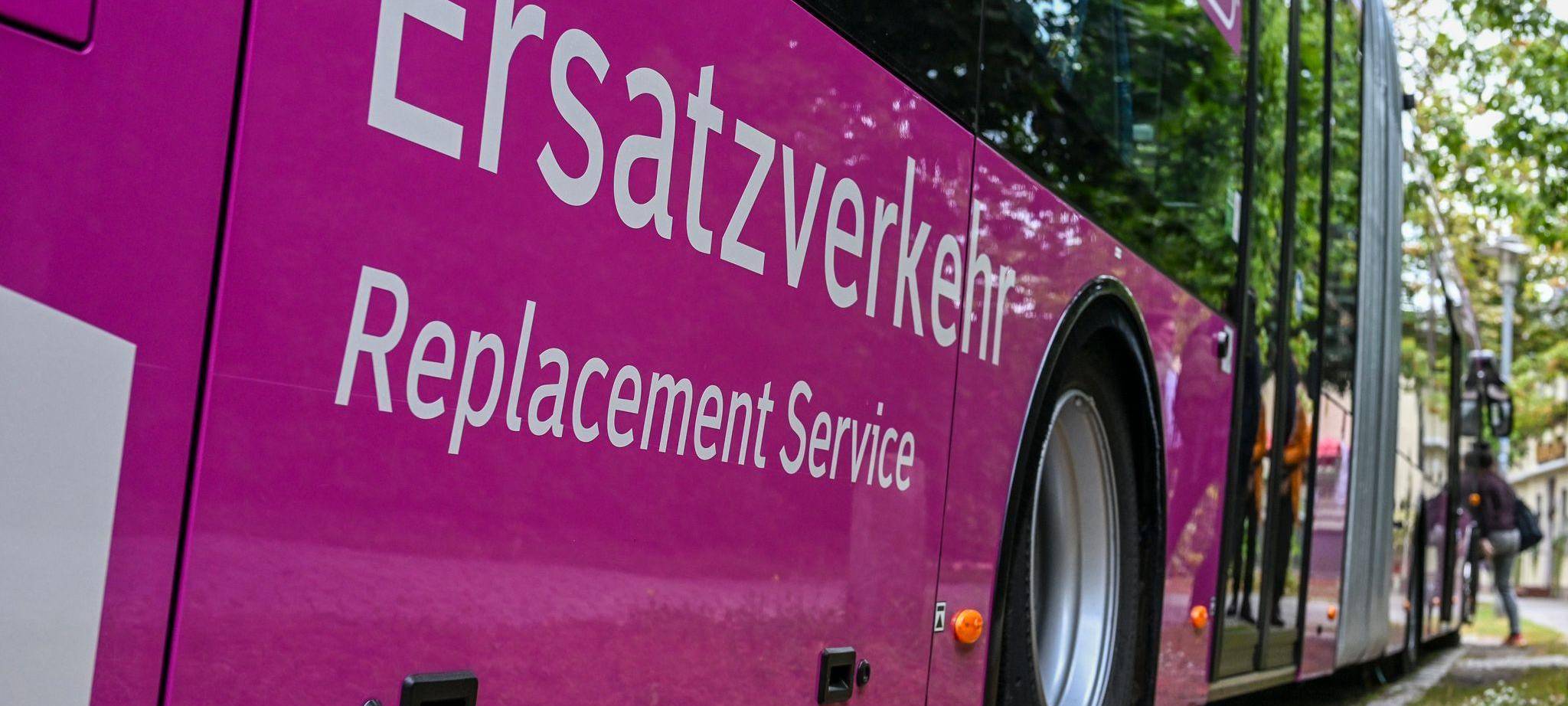 Bus-Ersatzverkehr auf der Strecke Hamburg-Berlin