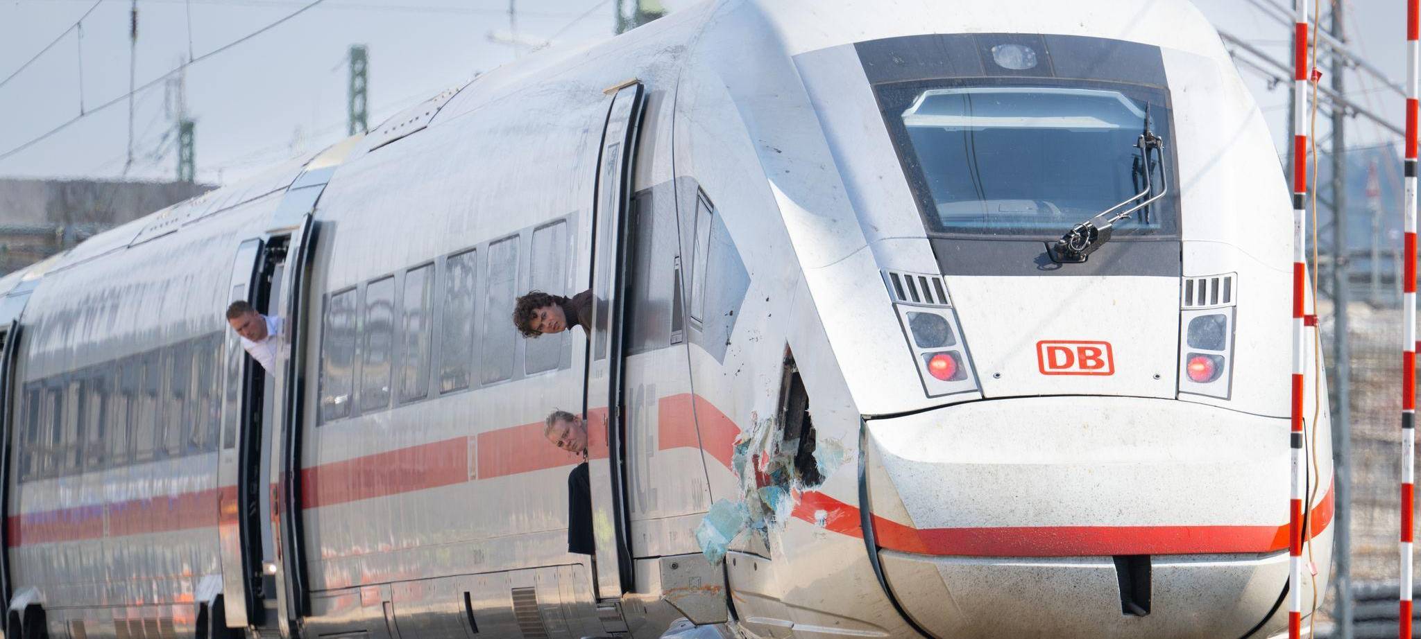 Baggerfahrer bei ICE-Unfall nahe Gelnhausen verletzt