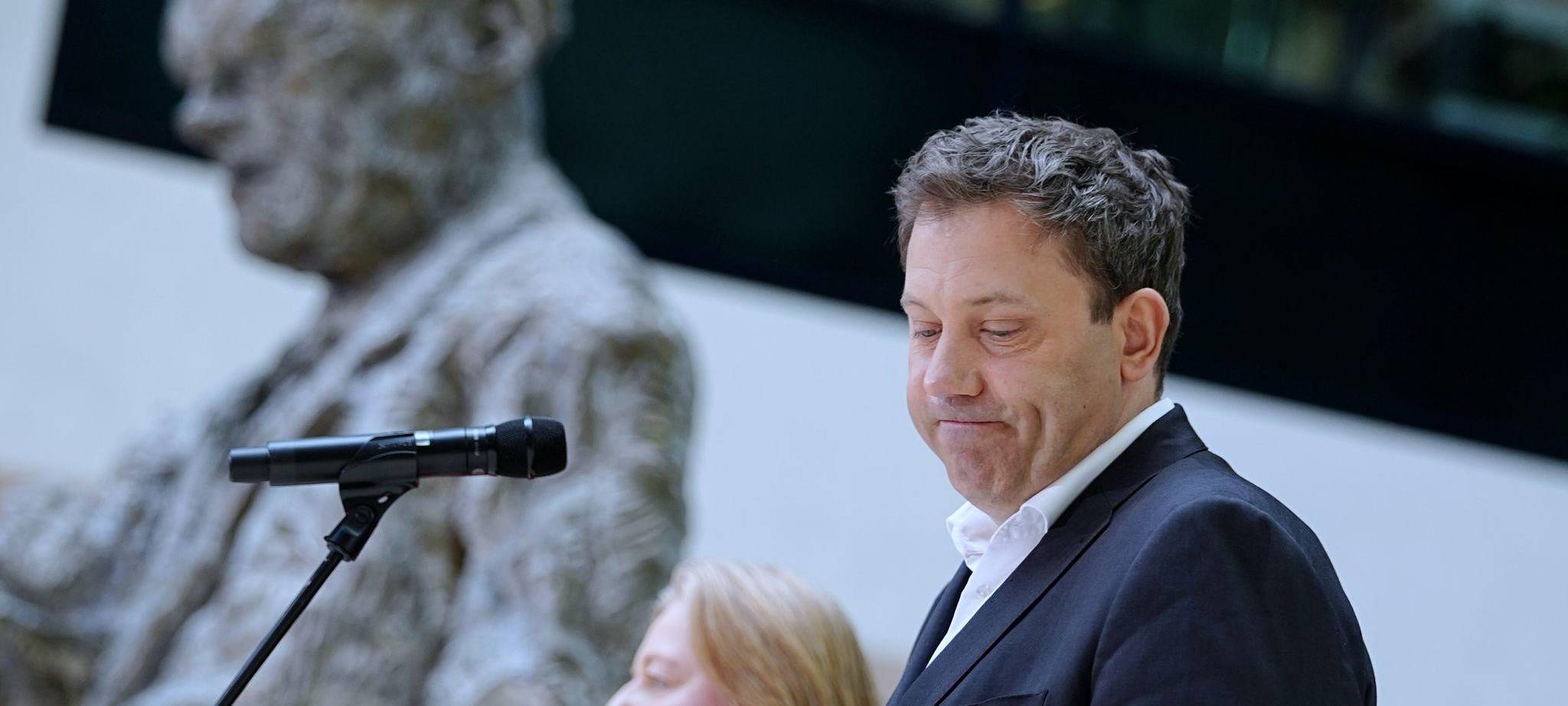 Gremiensitzungen und Statements der Bundesparteien