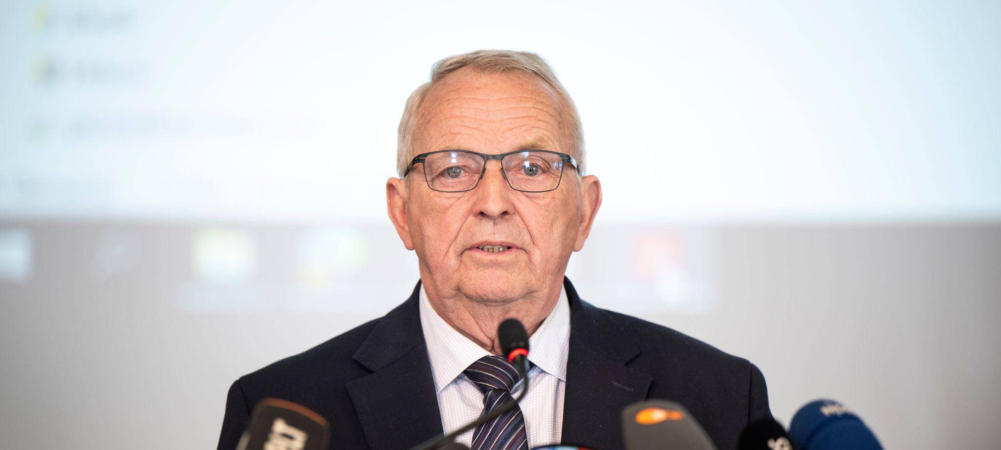 Buckelwal liegt weiter in Wismarer Bucht