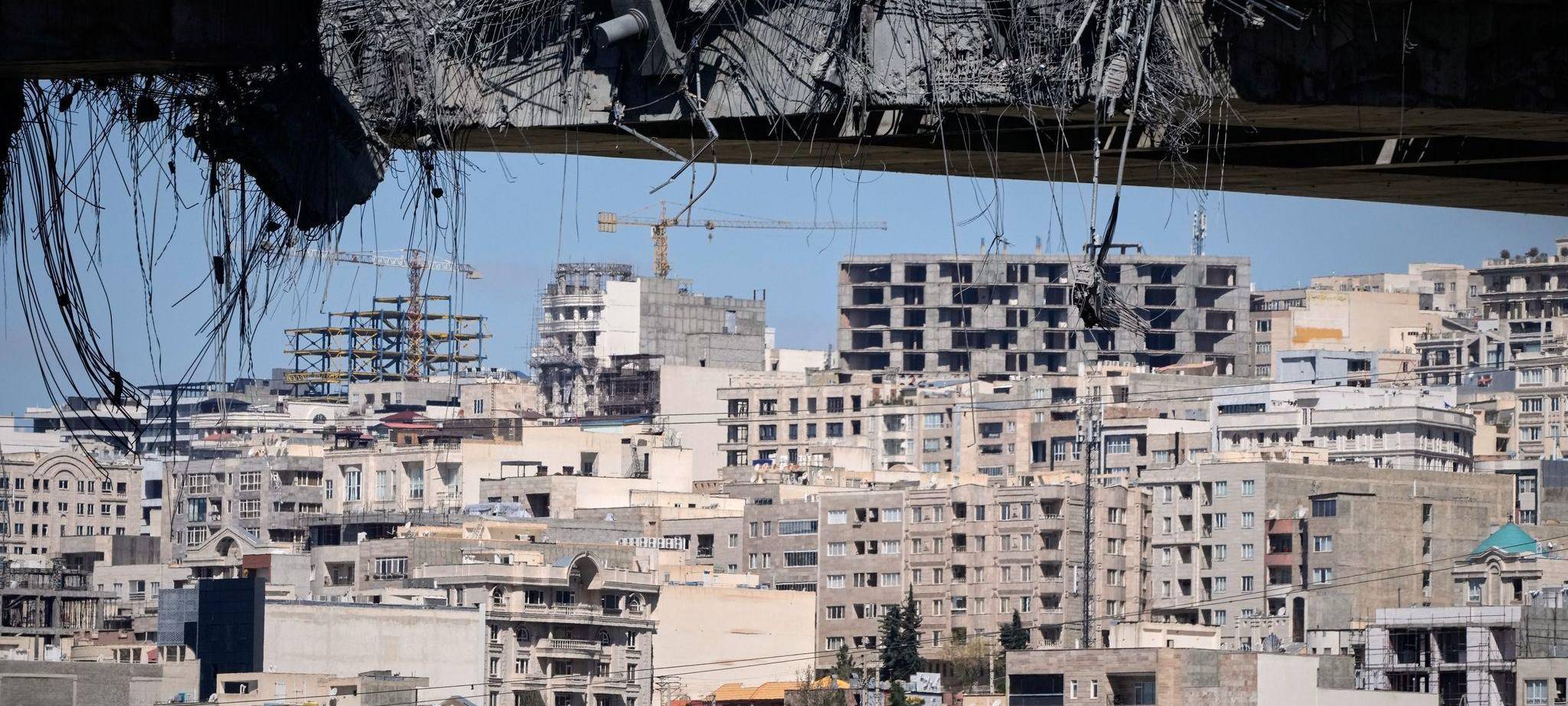 Autobahnbrücke bei Teheran