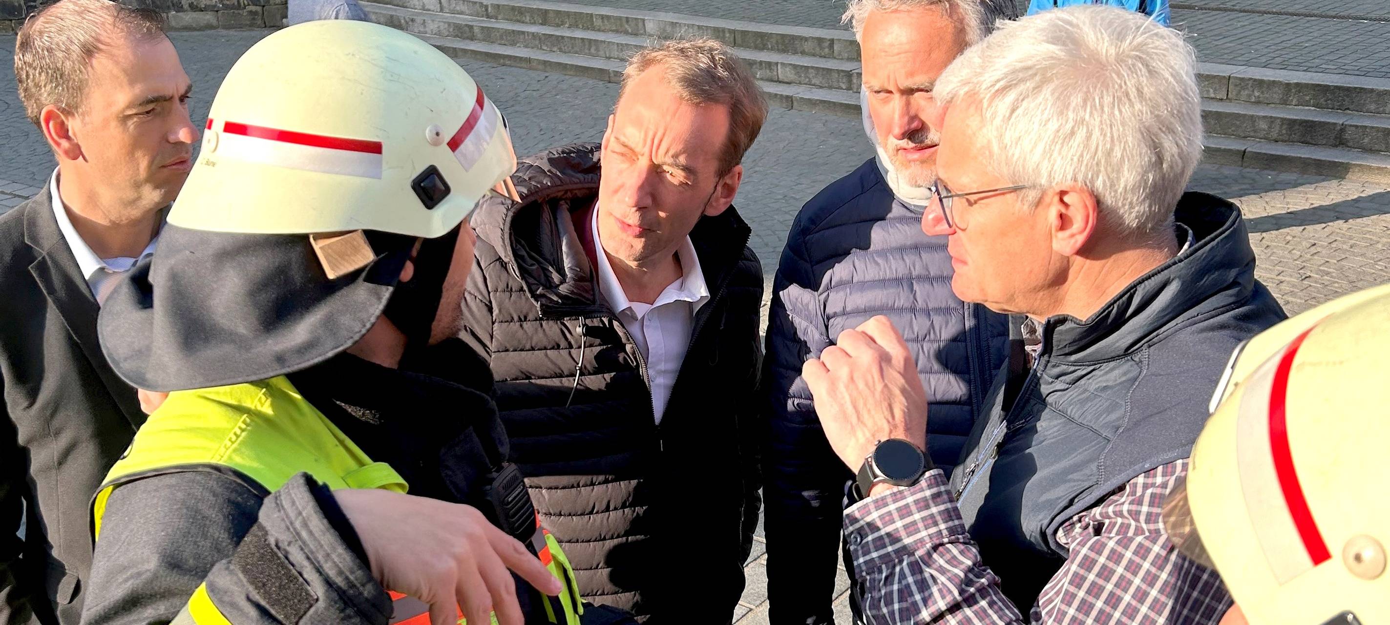 Brand im Soester Rathaus: 120 Mitarbeiter evakuiert