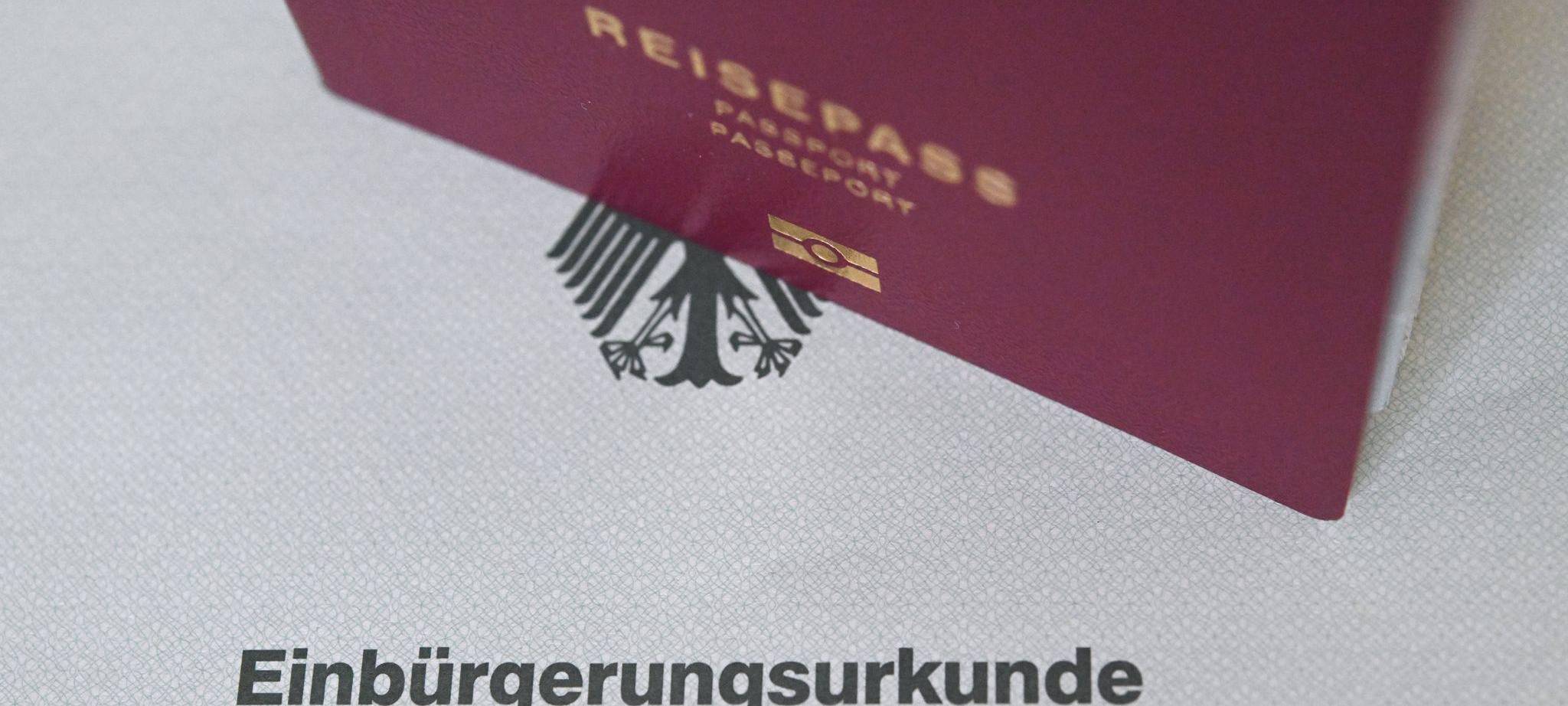 Zahl der Einbürgerungen in NRW erreicht neuen Höchsstand
