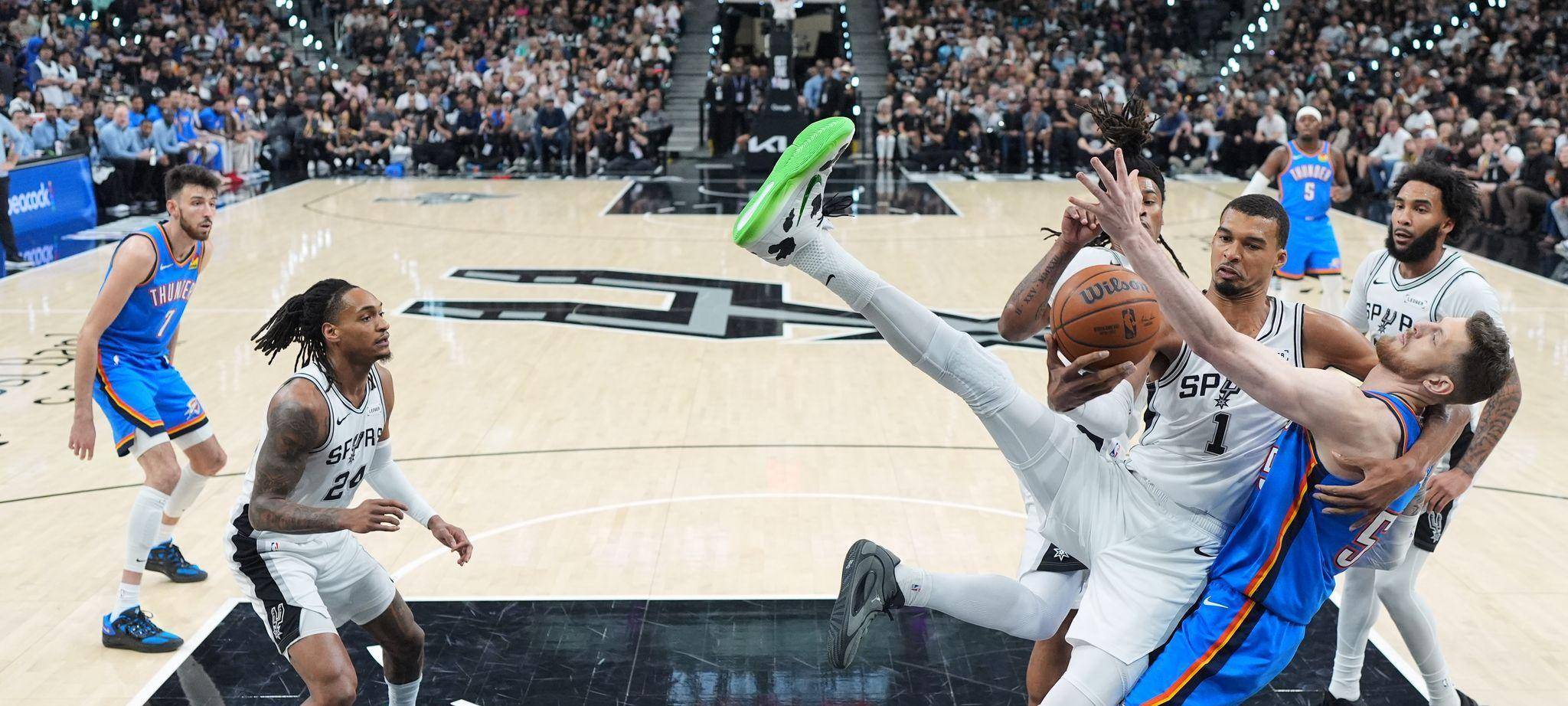San Antonio Spurs - Oklahoma City Thunder