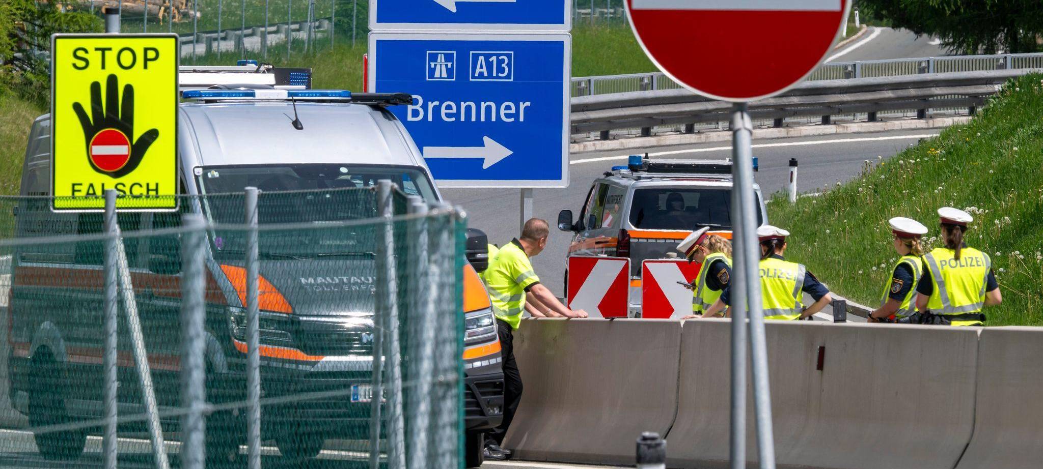 Demonstration und Totalsperre auf Brennerautobahn