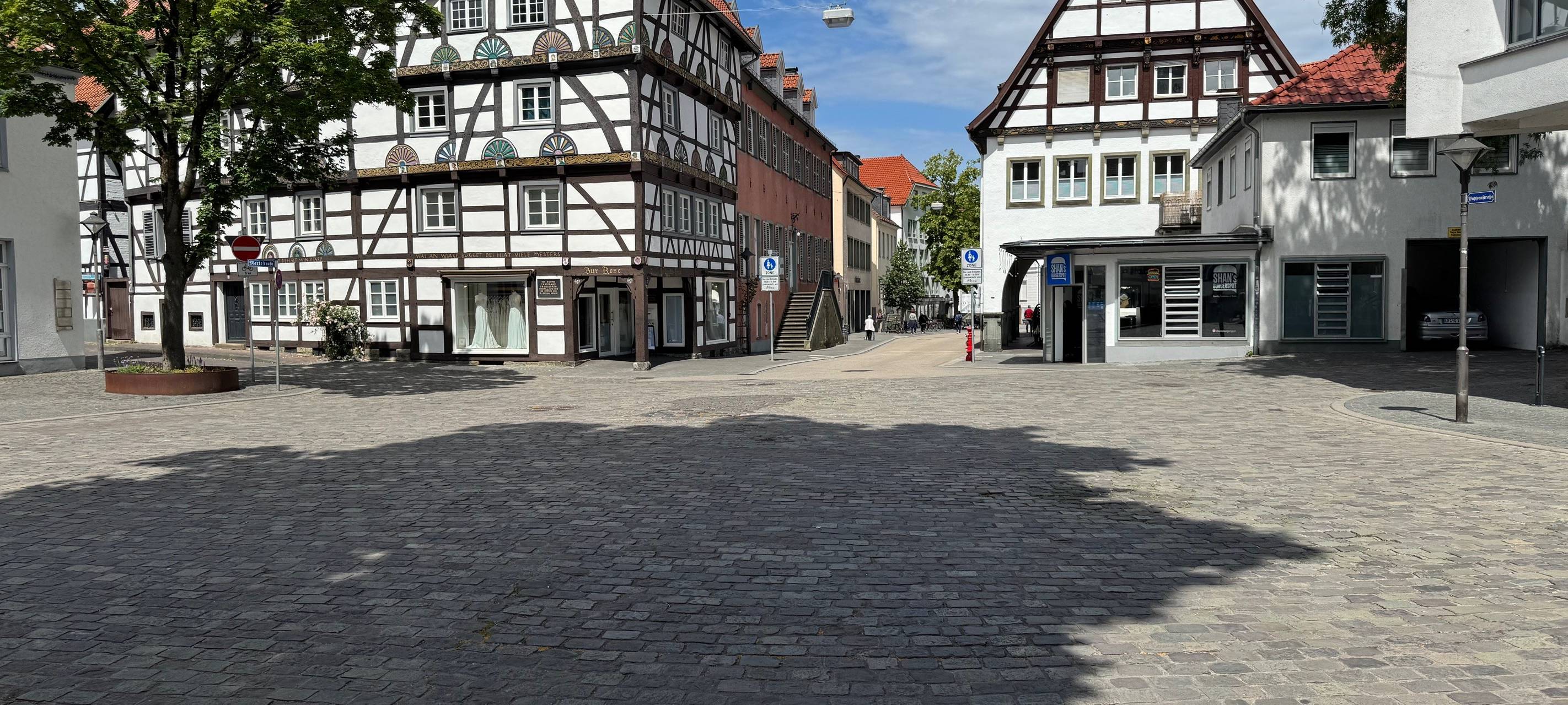 Der bislang namenlose Platz zwischen Marktstraße, Rosenstraße und Puppenstraße in der Soester Innenstadt.