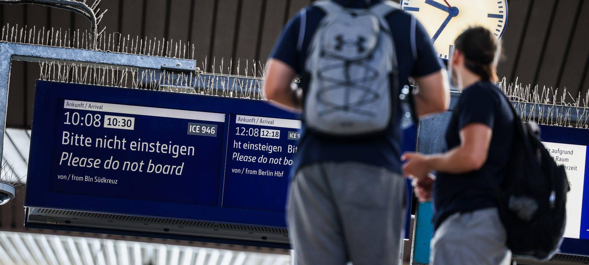 Bahnstrecke zwischen Köln und Düsseldorf gesperrt