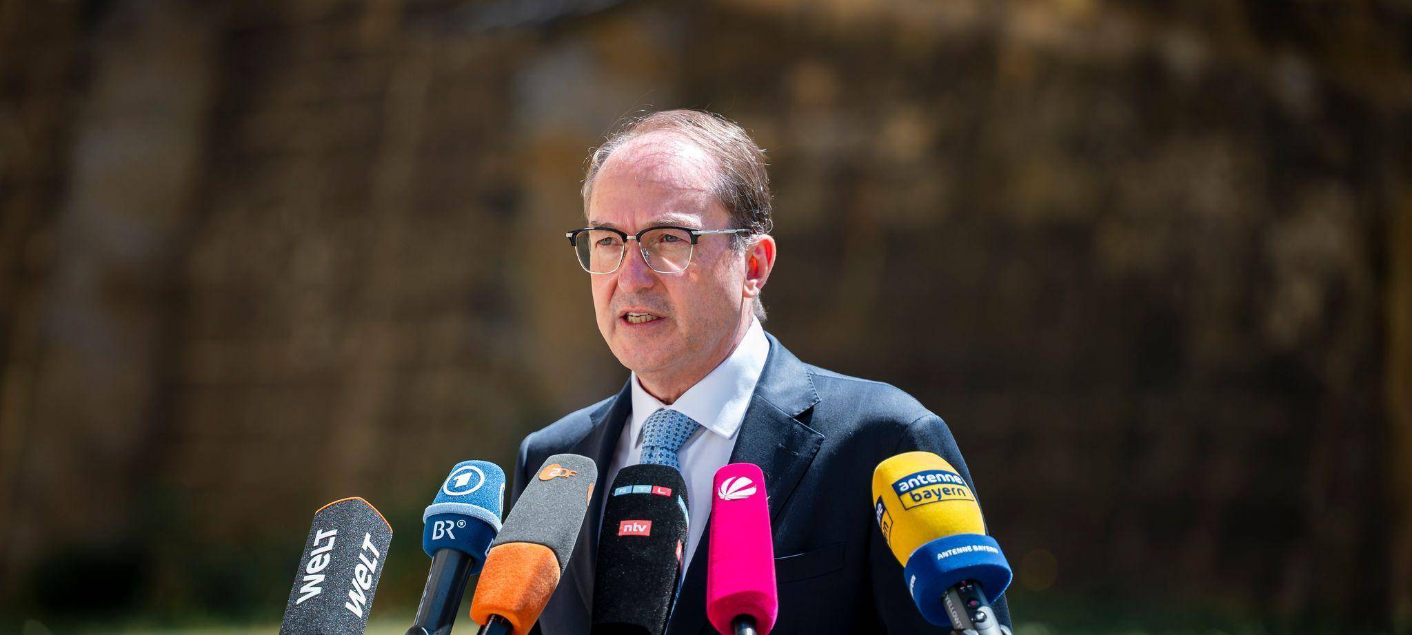 Pressestatement Bundesinnenminister Dobrindt