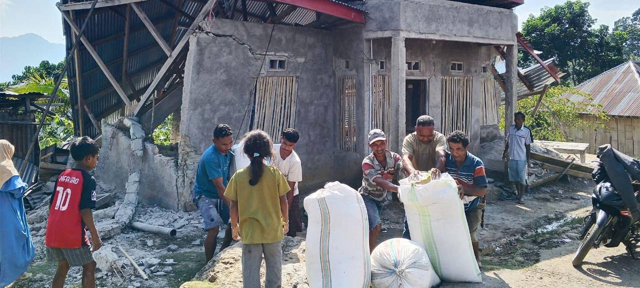 Erdbeben vor der Küste Indonesiens
