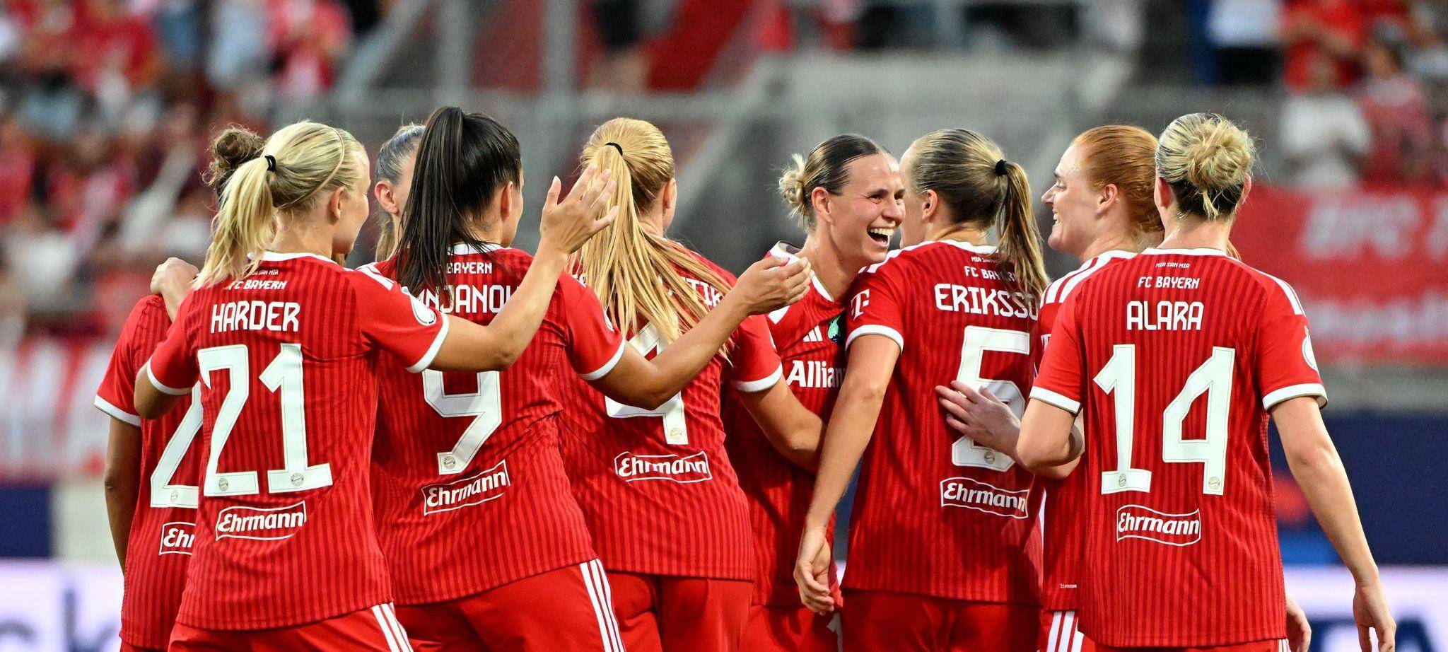 DFB-Supercup - Bayern München - VfL Wolfsburg