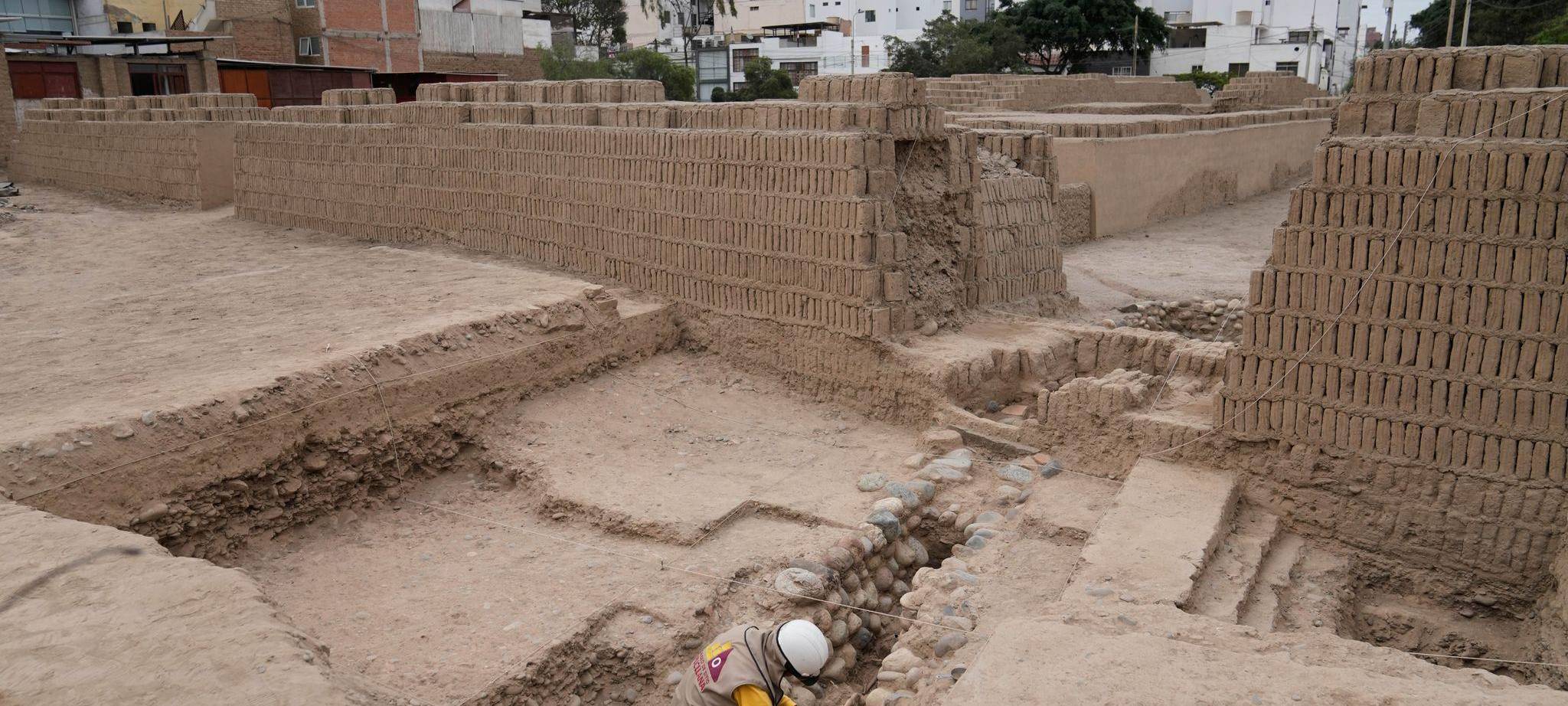 Fund in der Ruinenstätte Huaca Pucllana in Peru