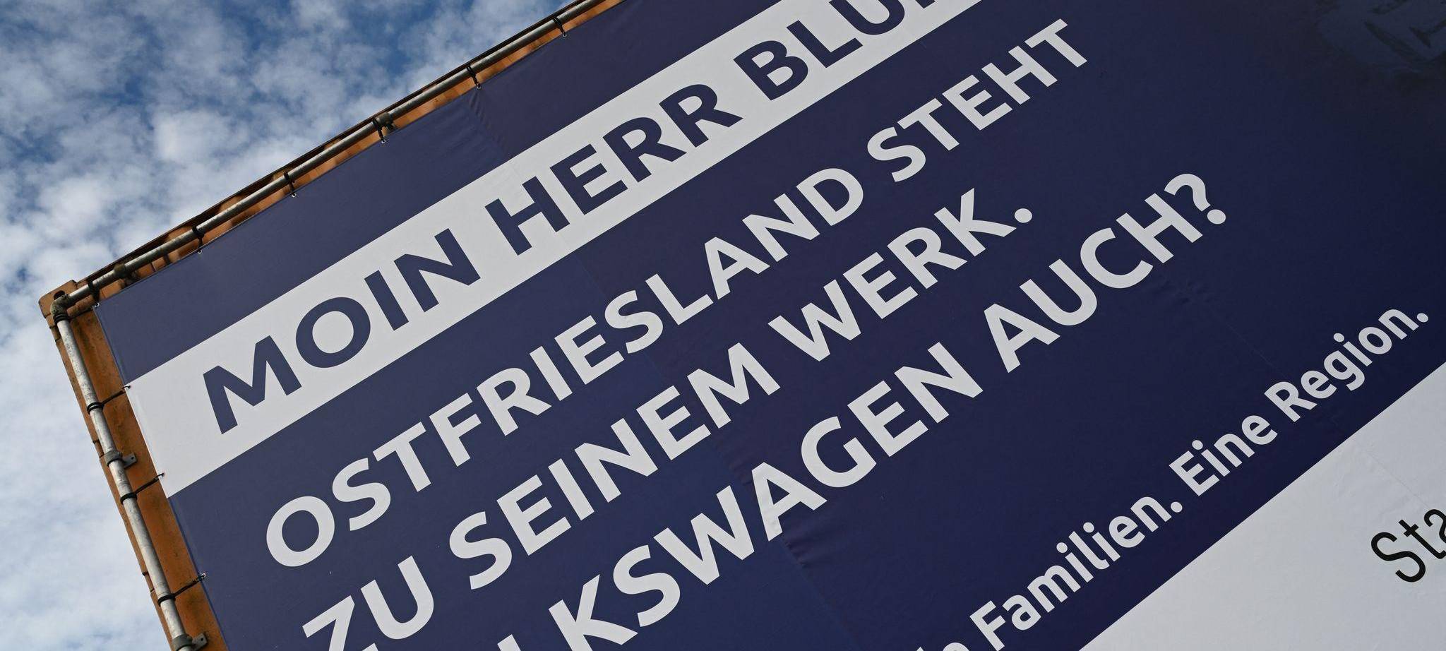 VW-Betriebsversammlung mit Konzernchef Oliver Blume in Emden