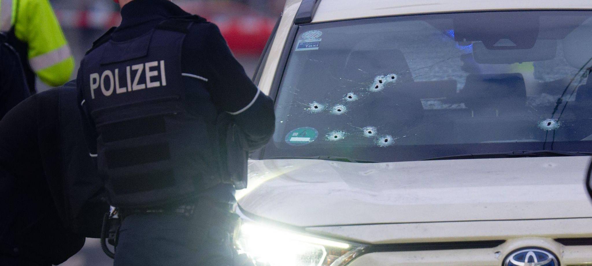 Schüsse auf Taxi-Fahrgast