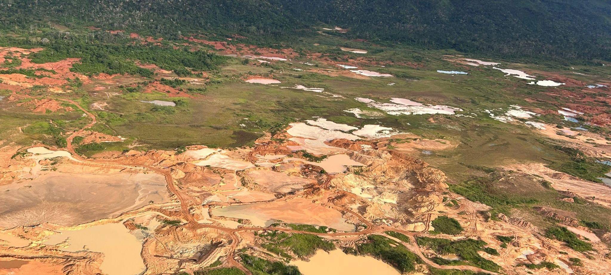 Illegaler Goldabbau im Amazonas