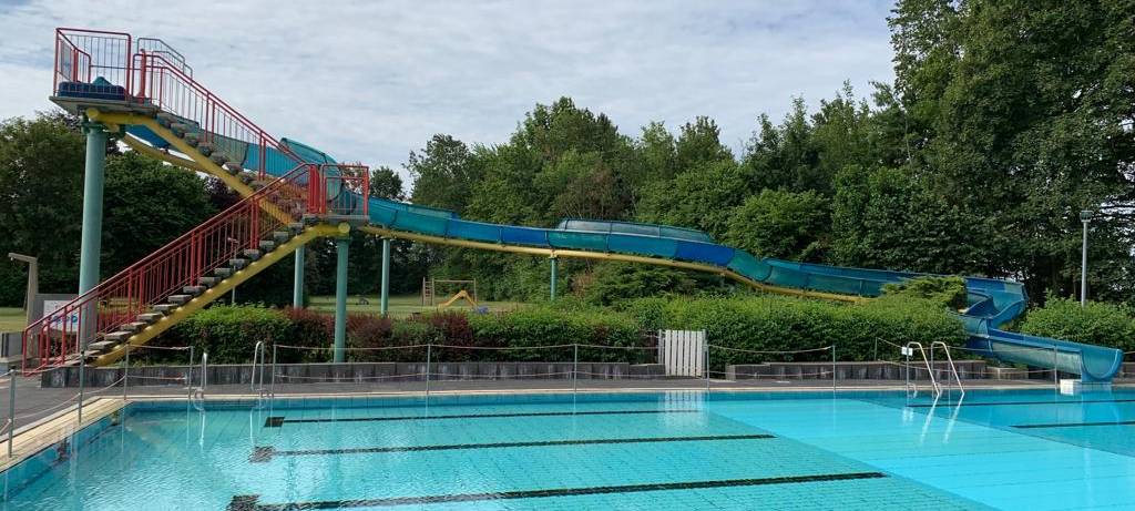 Die Hellweg Radio Pool Session