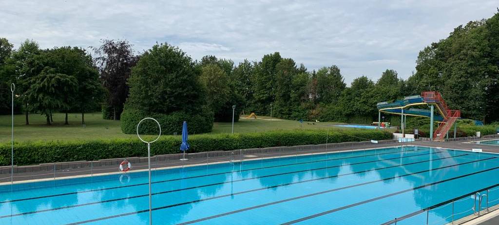 Die Hellweg Radio Pool Session