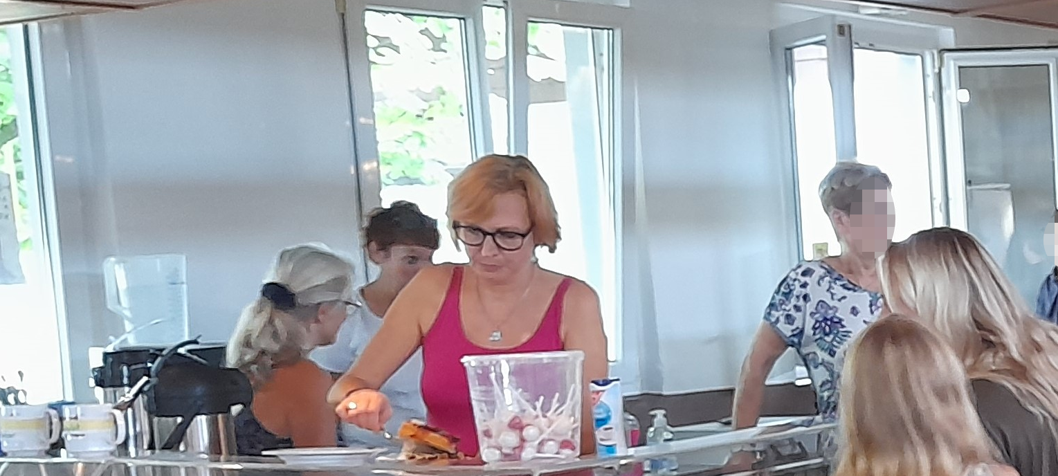 Möhneseemesse: Kaffee-, und Kuchenbasar zugunsten Lichtblicke