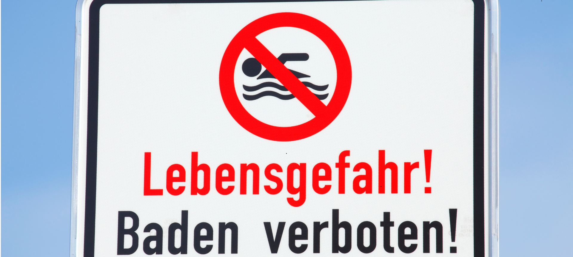 Einfach in den See hüpfen ist herrlich. Damit es ein Sommervergnügen bleibt, solltet ihr einige Regeln beachten.