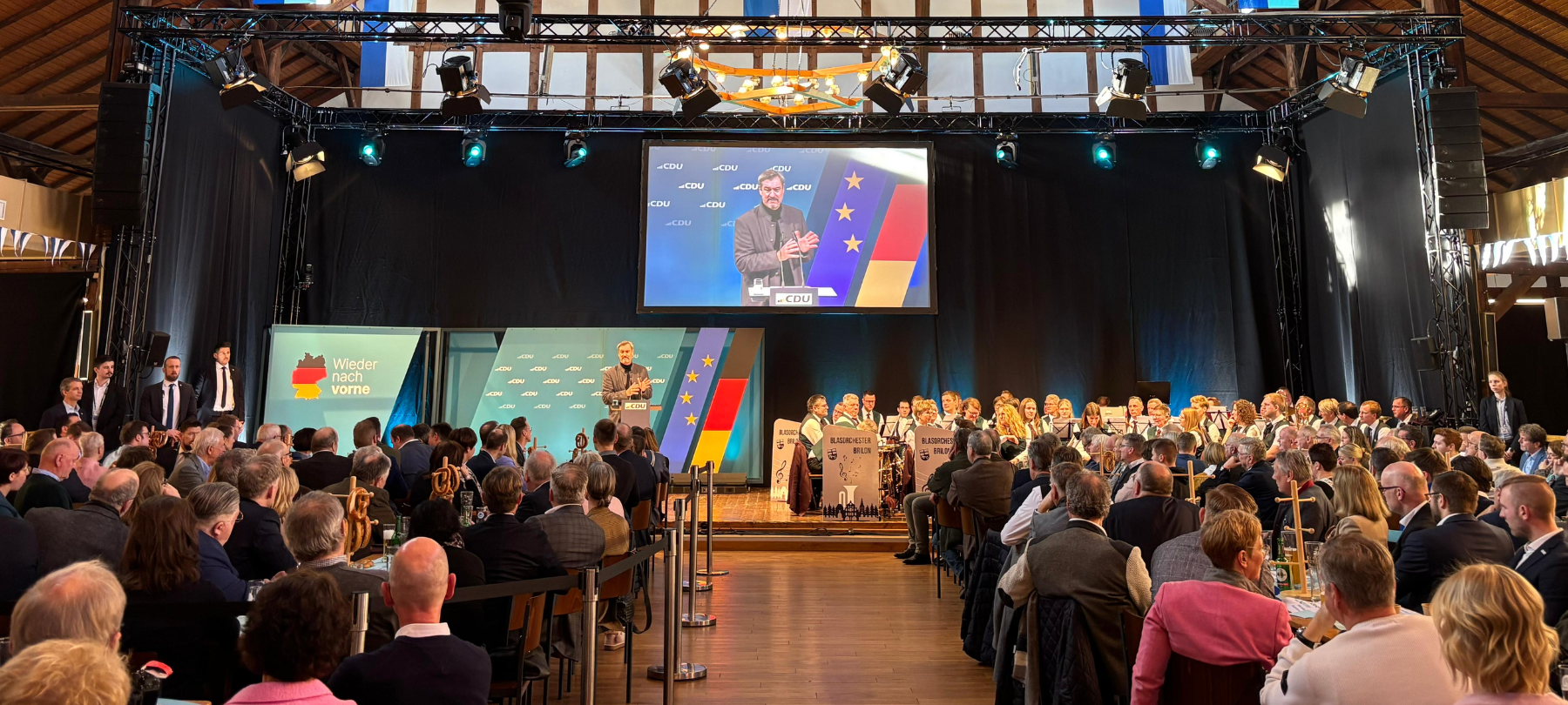 Merz und Söder in Brilon: Wahlkampf ganz nah bei uns