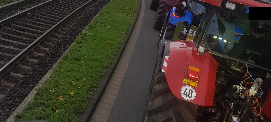 Rund 70 Trecker aus dem Kreis auf dem Weg nach Bonn